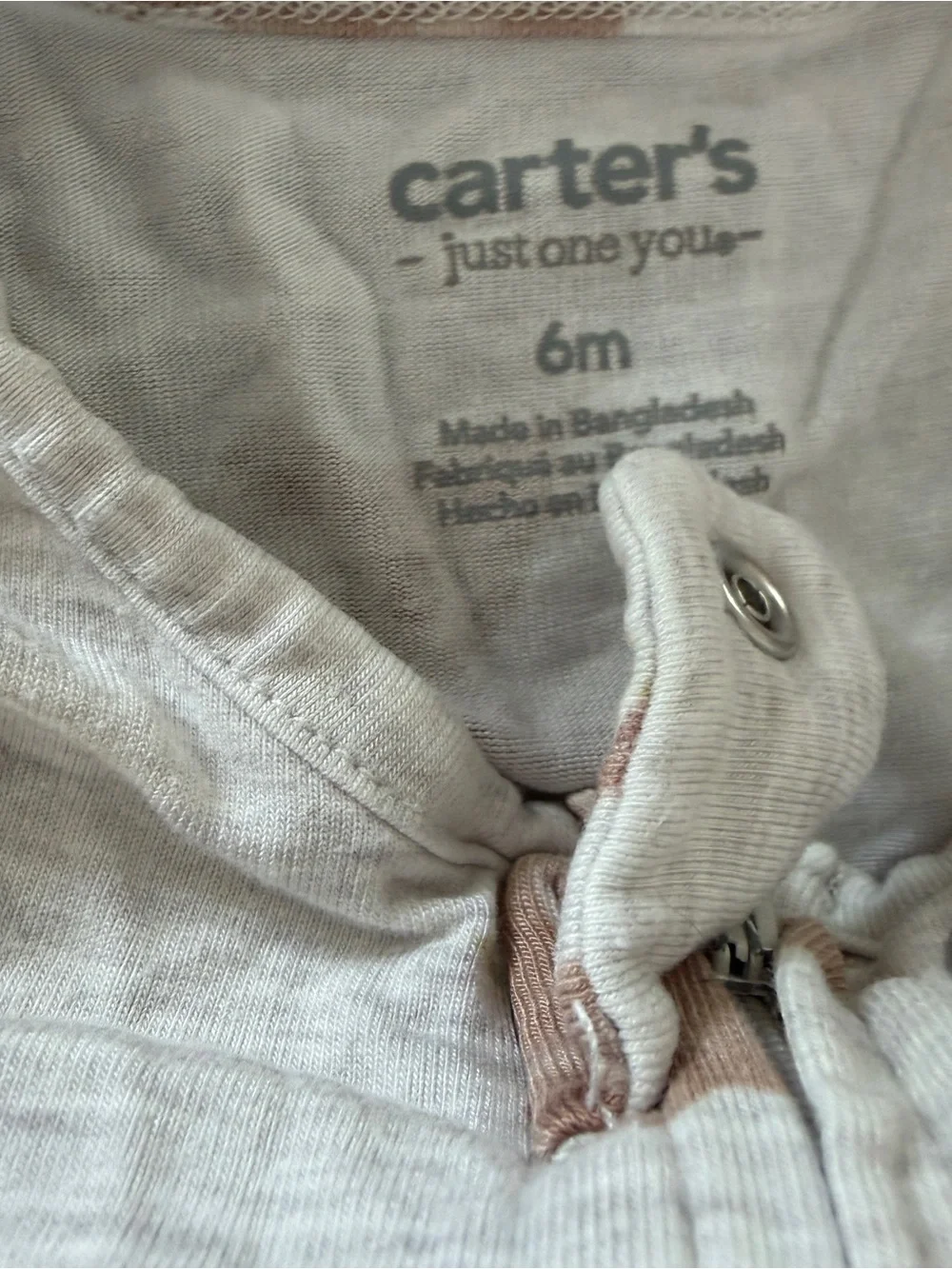 Carter's set of 6 Baby One piece footed sleepers pajamas size 6 months